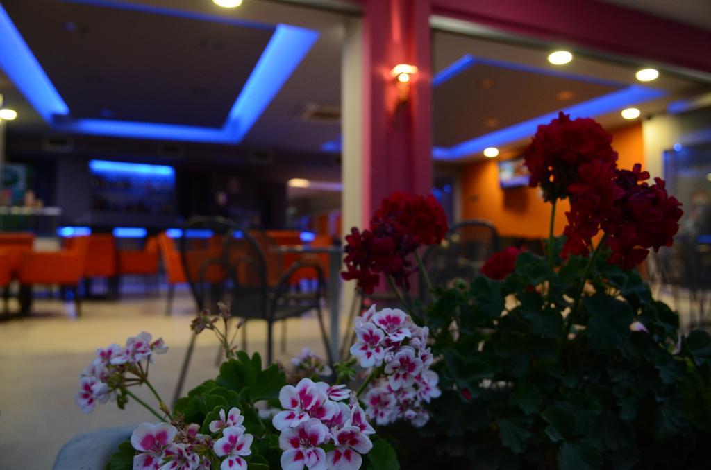 Papanikolaou Rooms Neochori  Zewnętrze zdjęcie